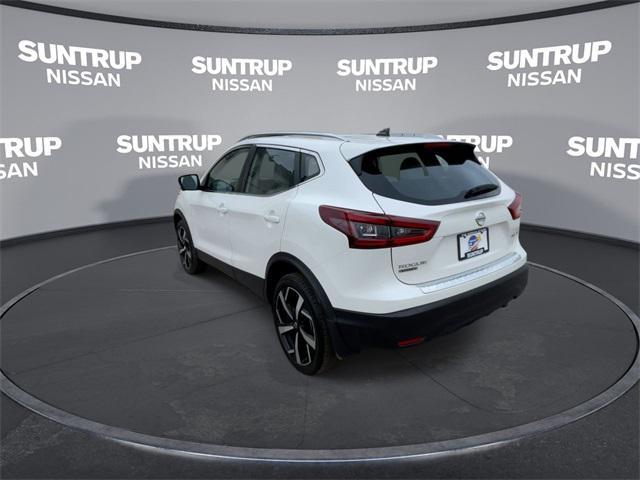 used 2022 Nissan Rogue Sport car, priced at $25,395