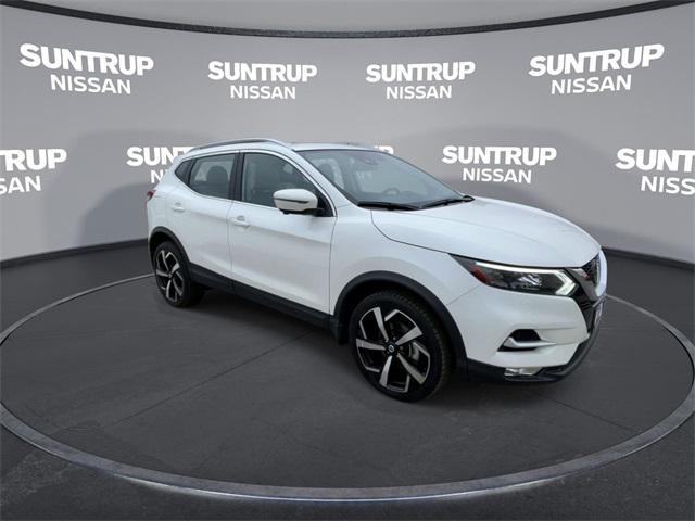 used 2022 Nissan Rogue Sport car, priced at $25,395