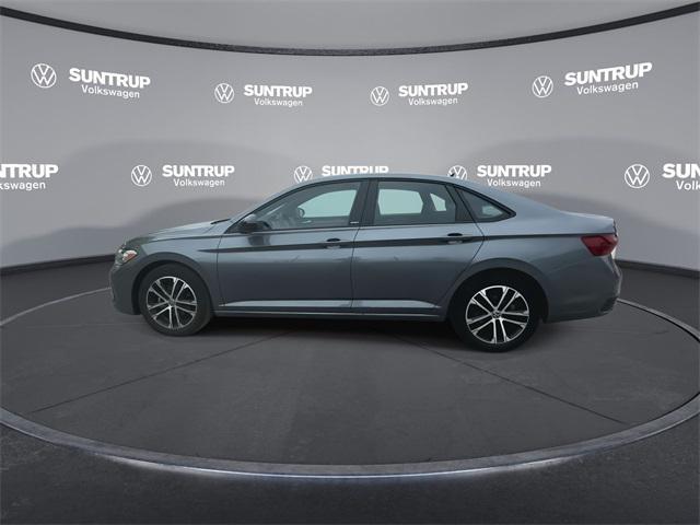 used 2024 Volkswagen Jetta car, priced at $21,555
