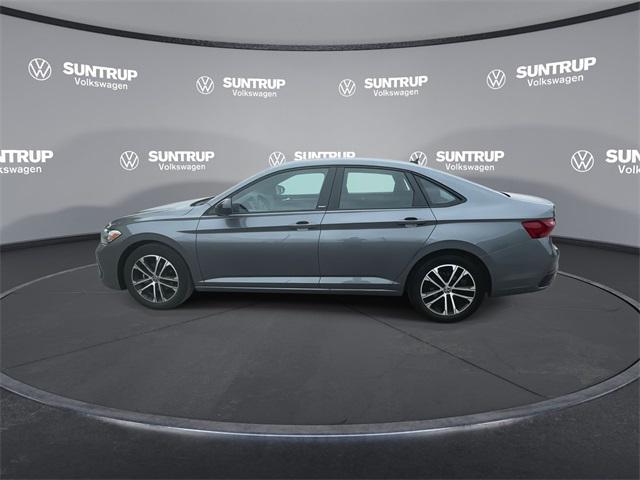used 2024 Volkswagen Jetta car, priced at $21,555