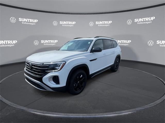 new 2025 Volkswagen Atlas car, priced at $45,404