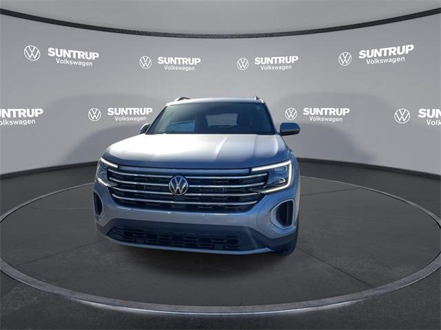 new 2025 Volkswagen Atlas car, priced at $44,323