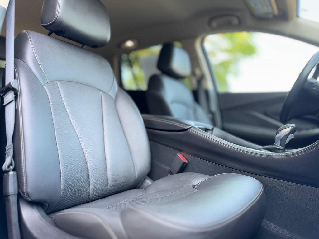 used 2018 Buick Envision car, priced at $13,800