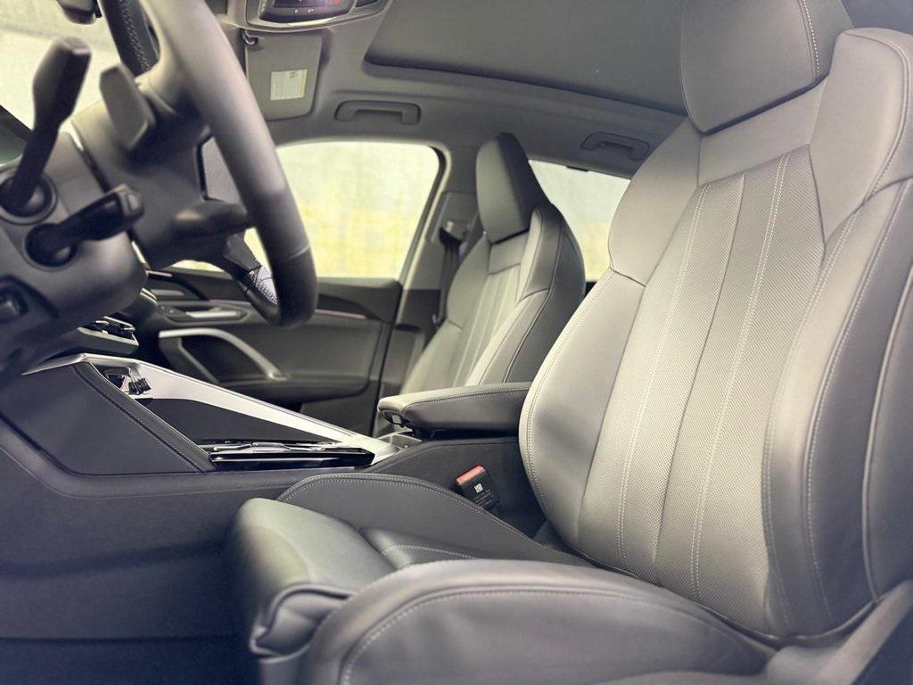 used 2025 Audi Q5 car, priced at $51,700
