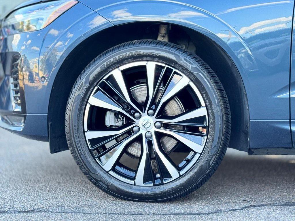 used 2023 Volvo XC60 car, priced at $32,900