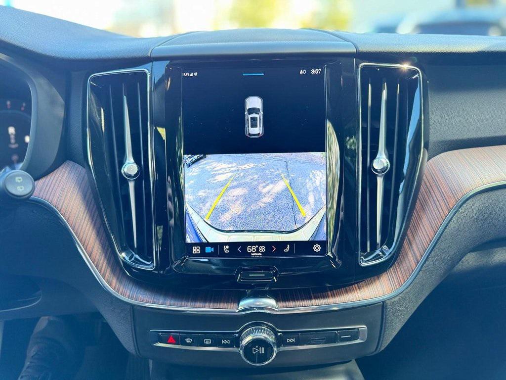 used 2023 Volvo XC60 car, priced at $32,900