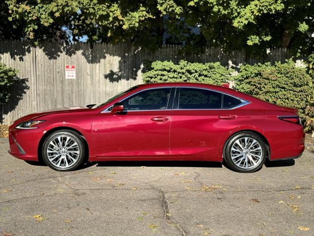 used 2020 Lexus ES 350 car, priced at $31,600