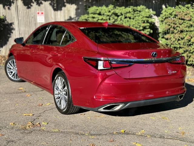 used 2020 Lexus ES 350 car, priced at $31,600