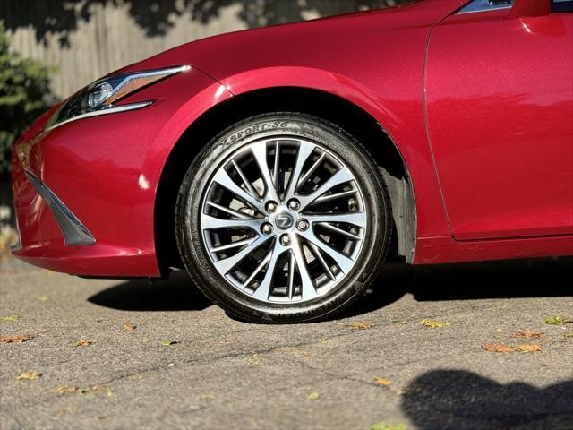 used 2020 Lexus ES 350 car, priced at $31,600