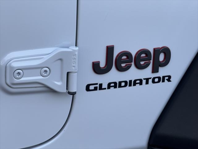 used 2021 Jeep Gladiator car, priced at $35,900