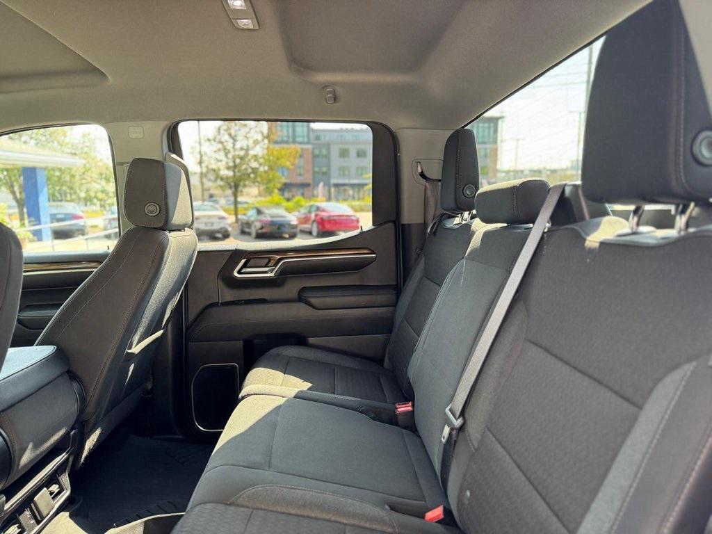 used 2022 Chevrolet Silverado 1500 car, priced at $31,900