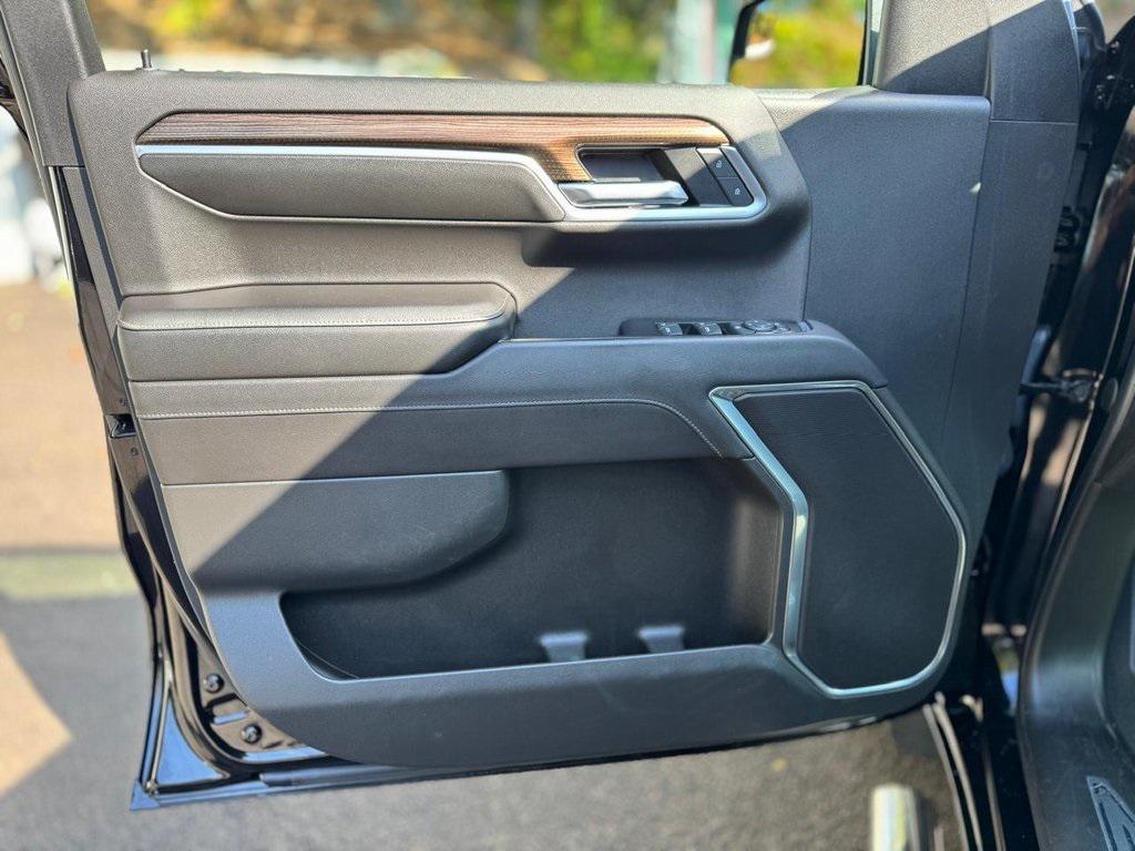 used 2022 Chevrolet Silverado 1500 car, priced at $31,900