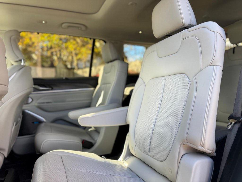 used 2021 Jeep Grand Cherokee L car, priced at $31,900