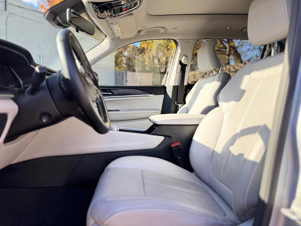 used 2021 Jeep Grand Cherokee L car, priced at $31,900