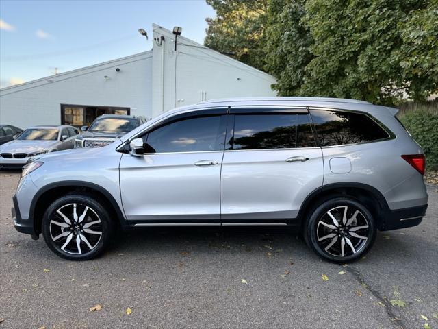 used 2022 Honda Pilot car, priced at $30,900