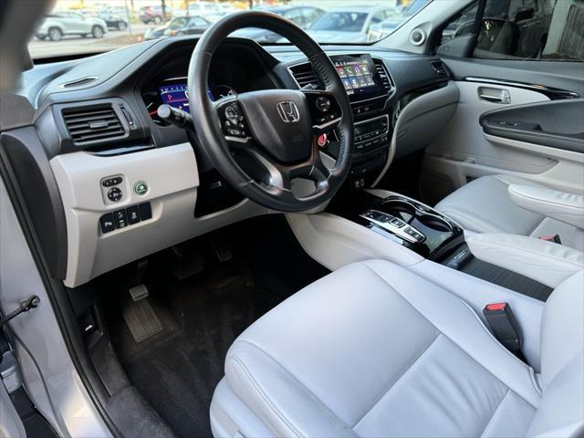 used 2022 Honda Pilot car, priced at $30,900