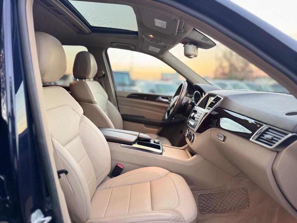 used 2015 Mercedes-Benz M-Class car, priced at $14,900