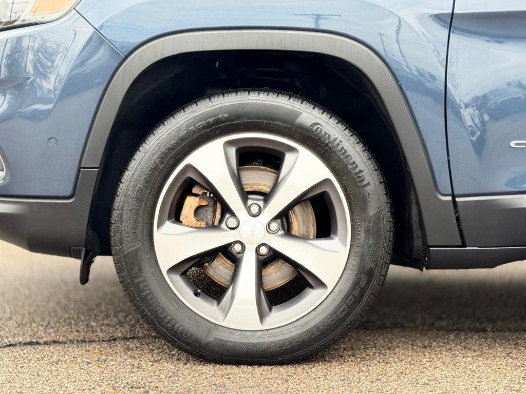 used 2021 Jeep Cherokee car, priced at $23,200