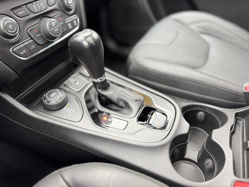 used 2021 Jeep Cherokee car, priced at $23,200