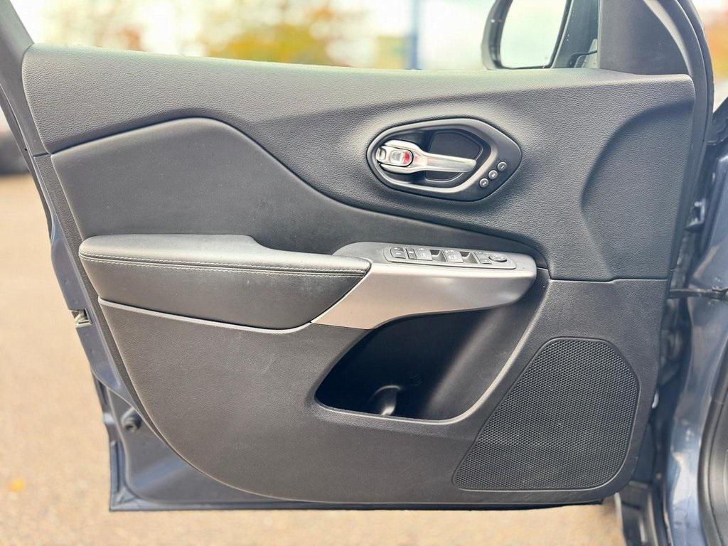 used 2021 Jeep Cherokee car, priced at $23,200