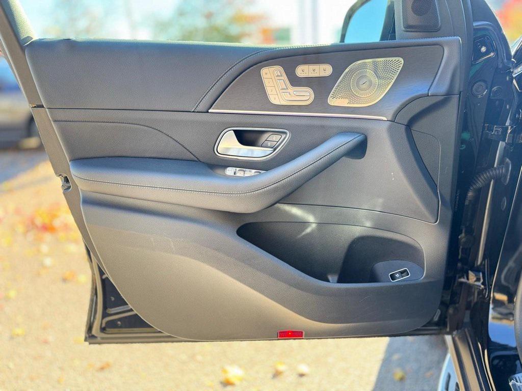 used 2024 Mercedes-Benz GLE 350 car, priced at $54,500