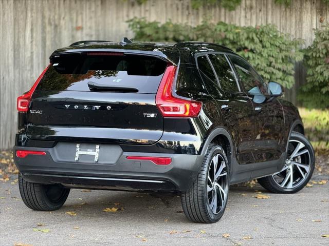 used 2022 Volvo XC40 car, priced at $31,900