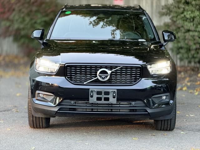 used 2022 Volvo XC40 car, priced at $31,900