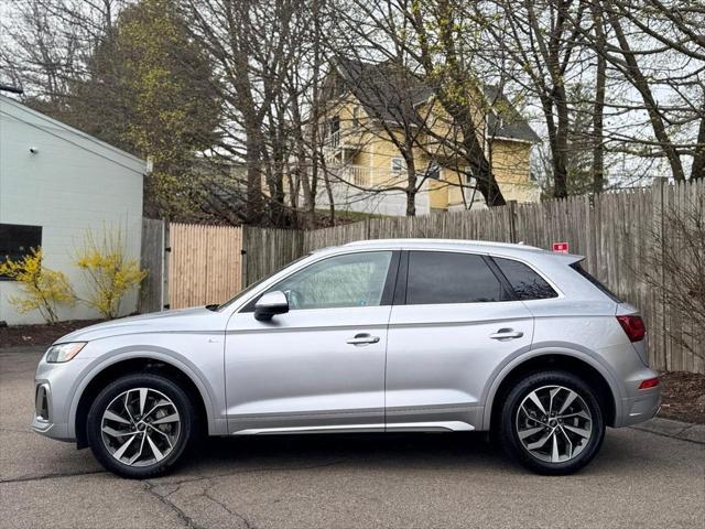 used 2022 Audi Q5 car, priced at $30,900
