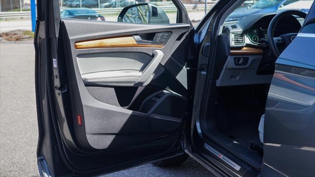 used 2021 Audi Q5 car, priced at $31,400