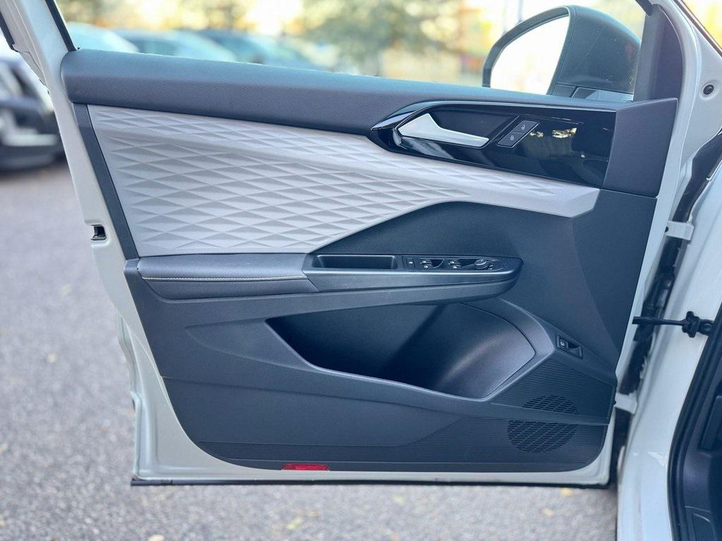 used 2024 Volkswagen Taos car, priced at $21,900