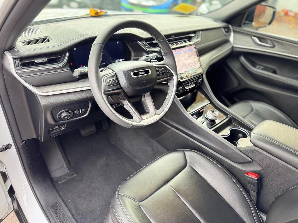 used 2024 Jeep Grand Cherokee L car, priced at $31,825