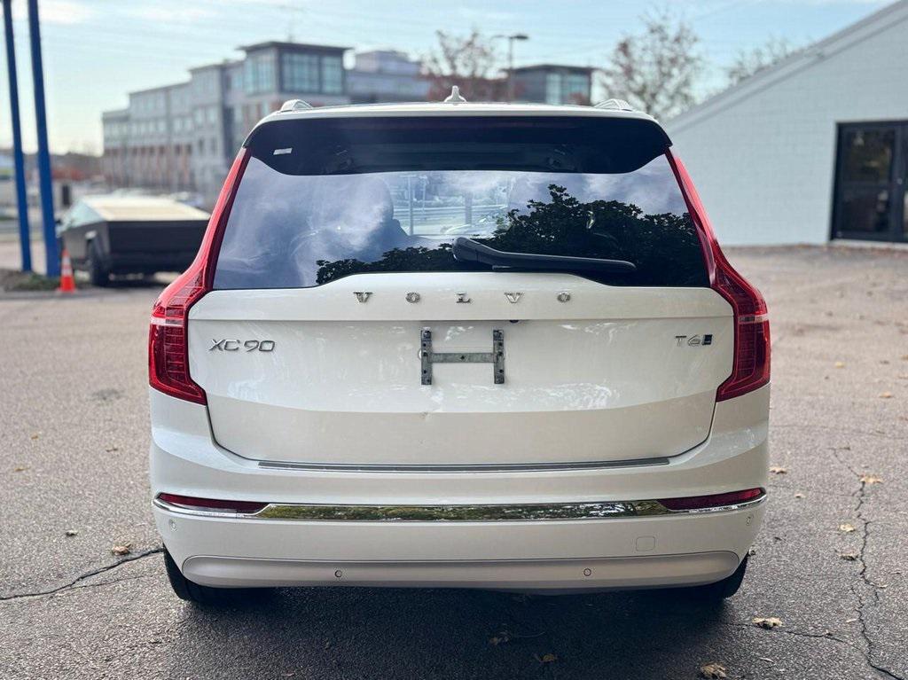 used 2022 Volvo XC90 car, priced at $34,100