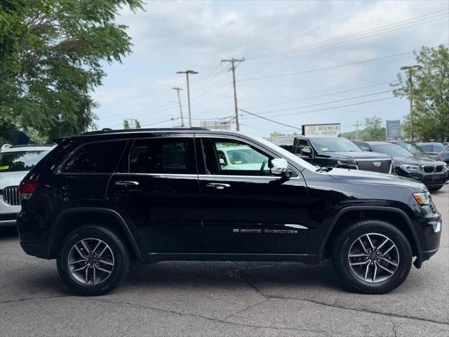 used 2022 Jeep Grand Cherokee car, priced at $29,480