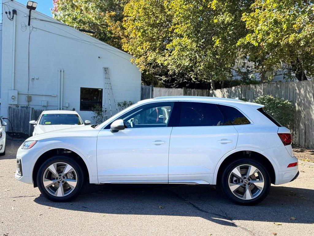 used 2024 Audi Q5 car, priced at $36,900