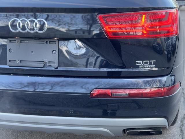 used 2018 Audi Q7 car, priced at $19,700