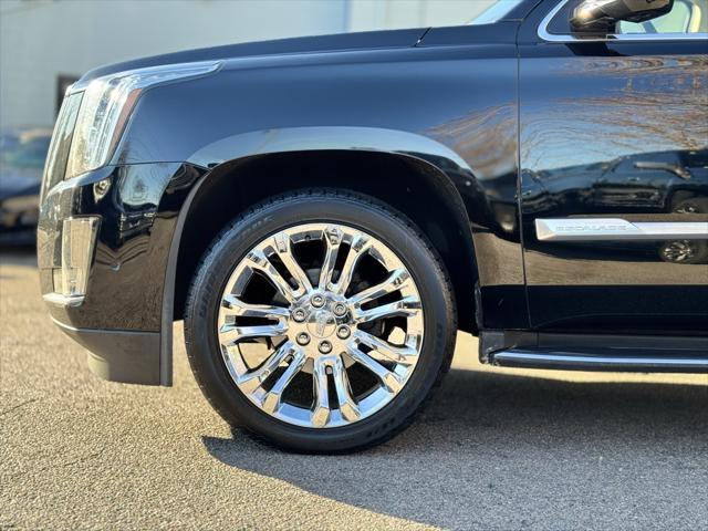 used 2019 Cadillac Escalade car, priced at $36,400