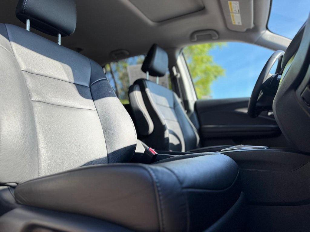 used 2022 Honda Pilot car, priced at $30,400