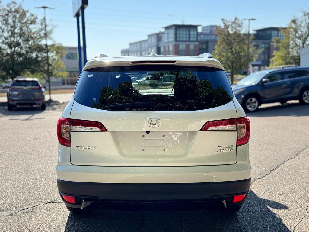 used 2022 Honda Pilot car, priced at $30,400