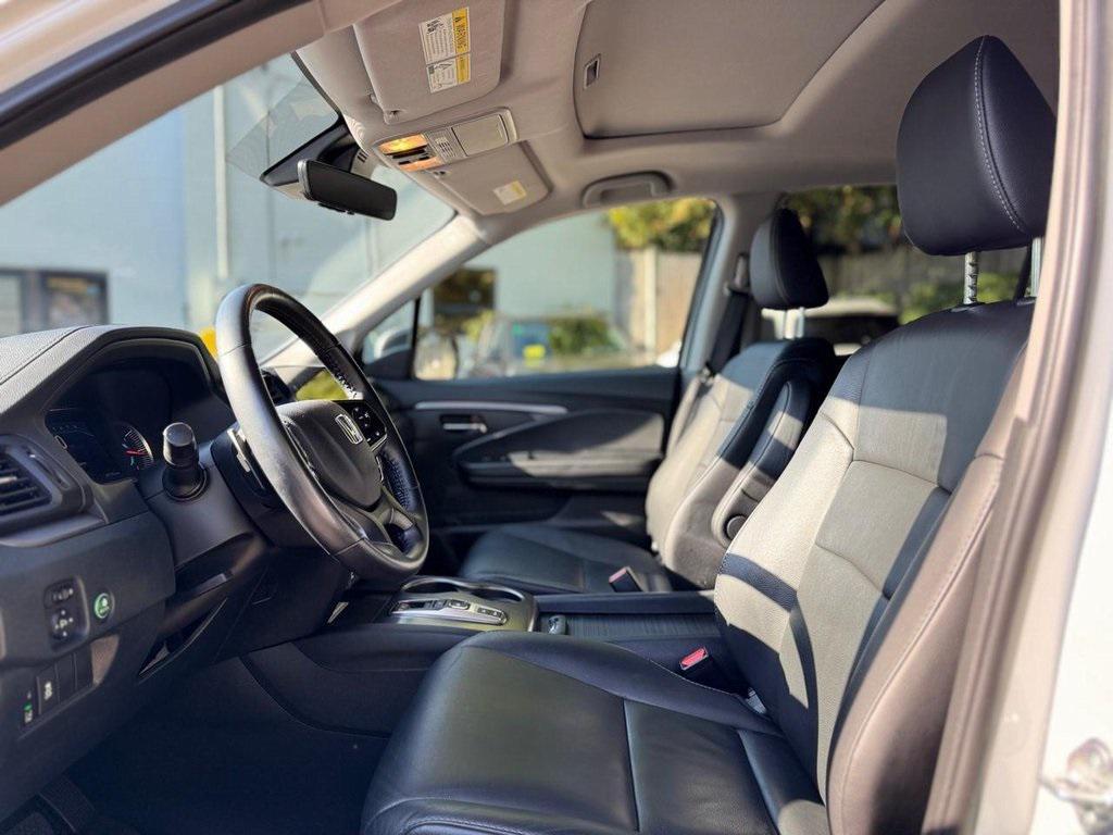 used 2022 Honda Pilot car, priced at $30,400