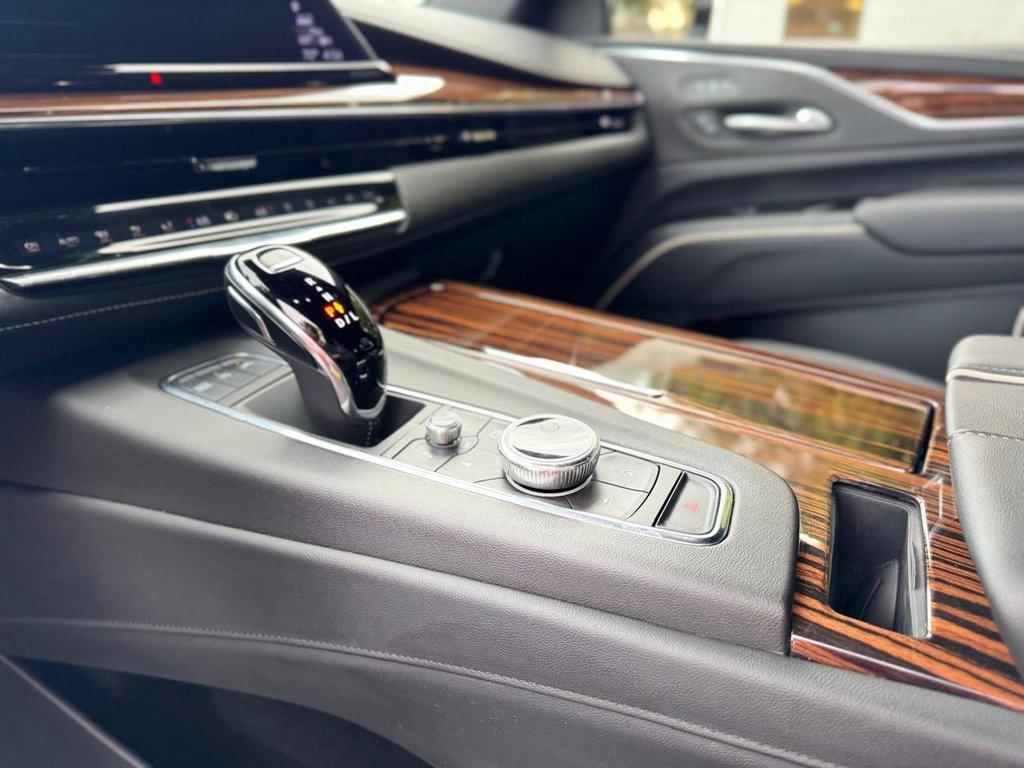 used 2022 Cadillac Escalade ESV car, priced at $62,900