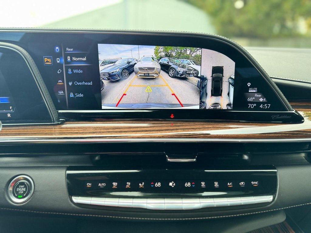 used 2022 Cadillac Escalade ESV car, priced at $62,900