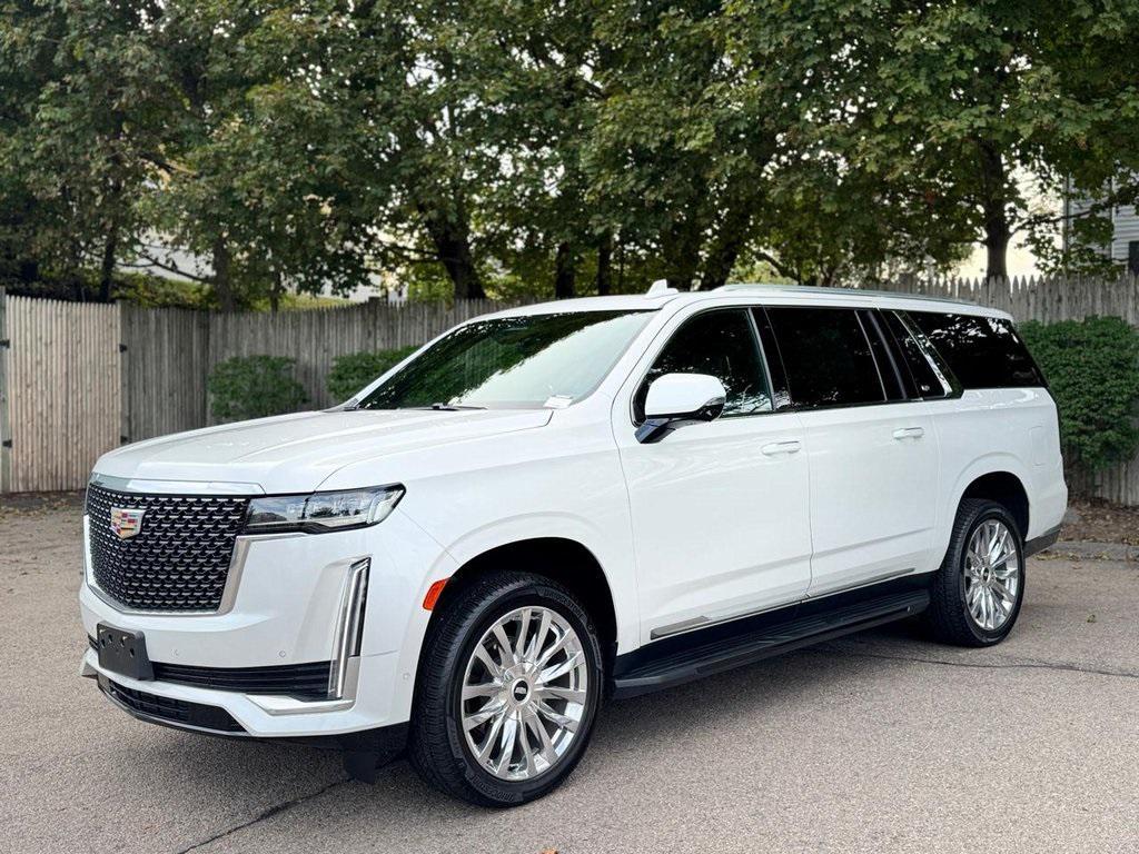 used 2022 Cadillac Escalade ESV car, priced at $62,900