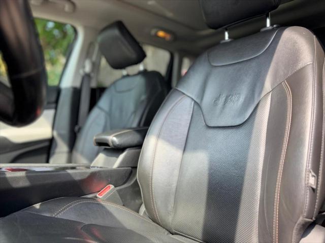 used 2022 Jeep Compass car, priced at $22,900