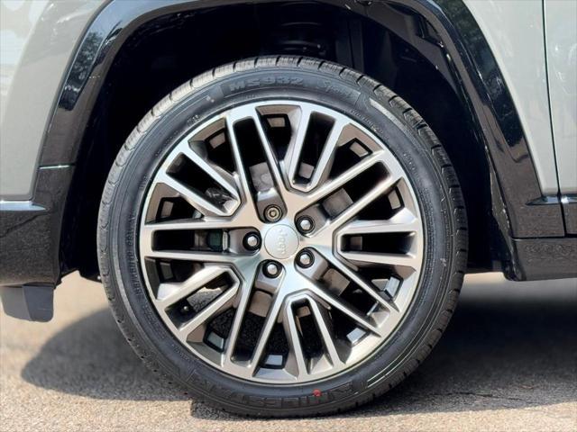 used 2022 Jeep Compass car, priced at $22,900