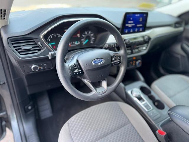 used 2022 Ford Escape car, priced at $18,900