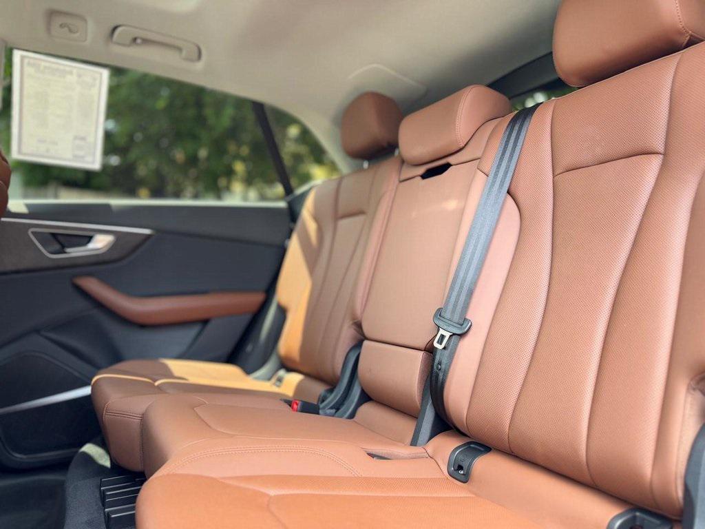 used 2022 Audi Q8 car, priced at $38,700