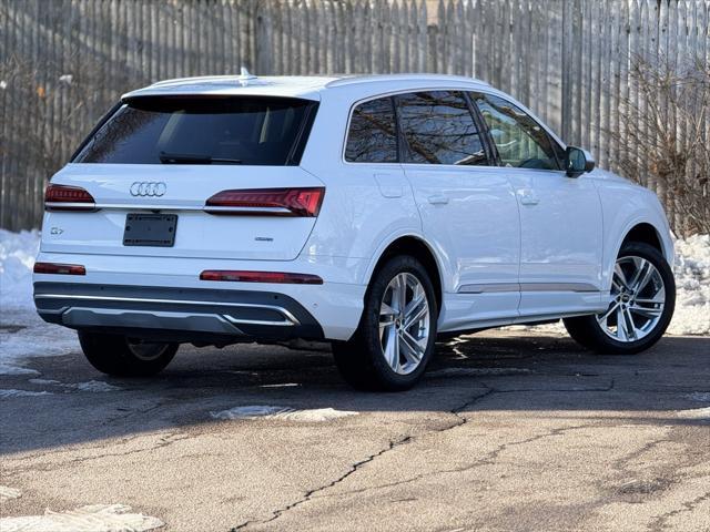 used 2022 Audi Q7 car, priced at $41,900