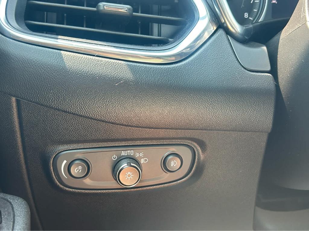 used 2021 Chevrolet Equinox car, priced at $23,510