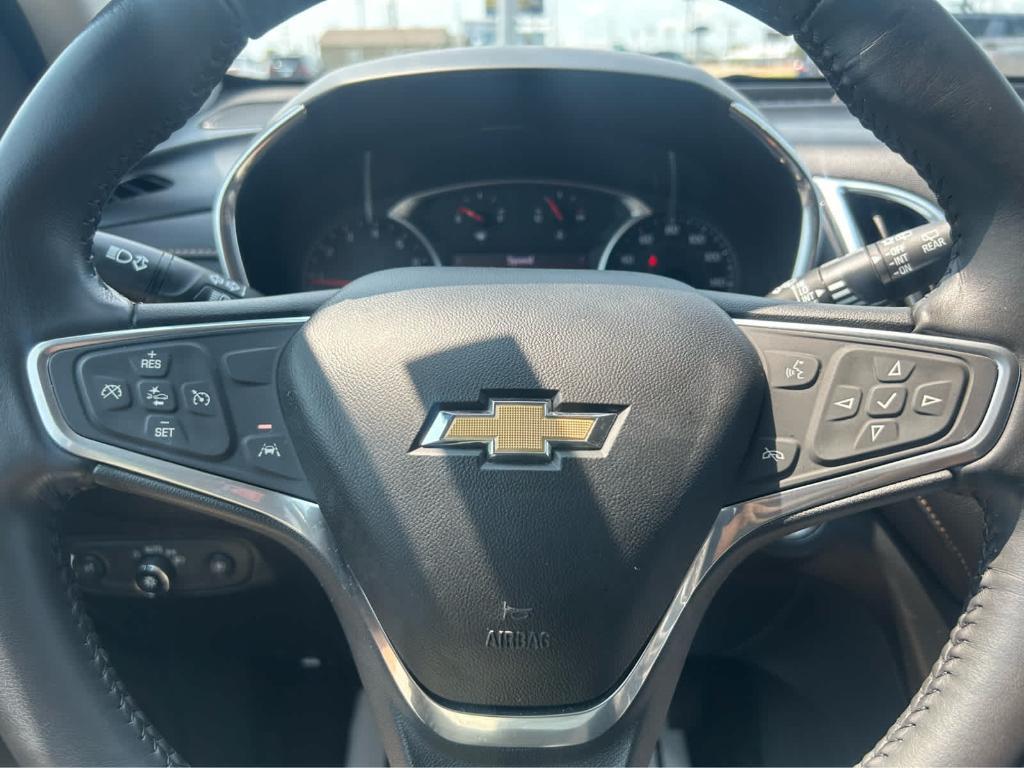 used 2021 Chevrolet Equinox car, priced at $23,510