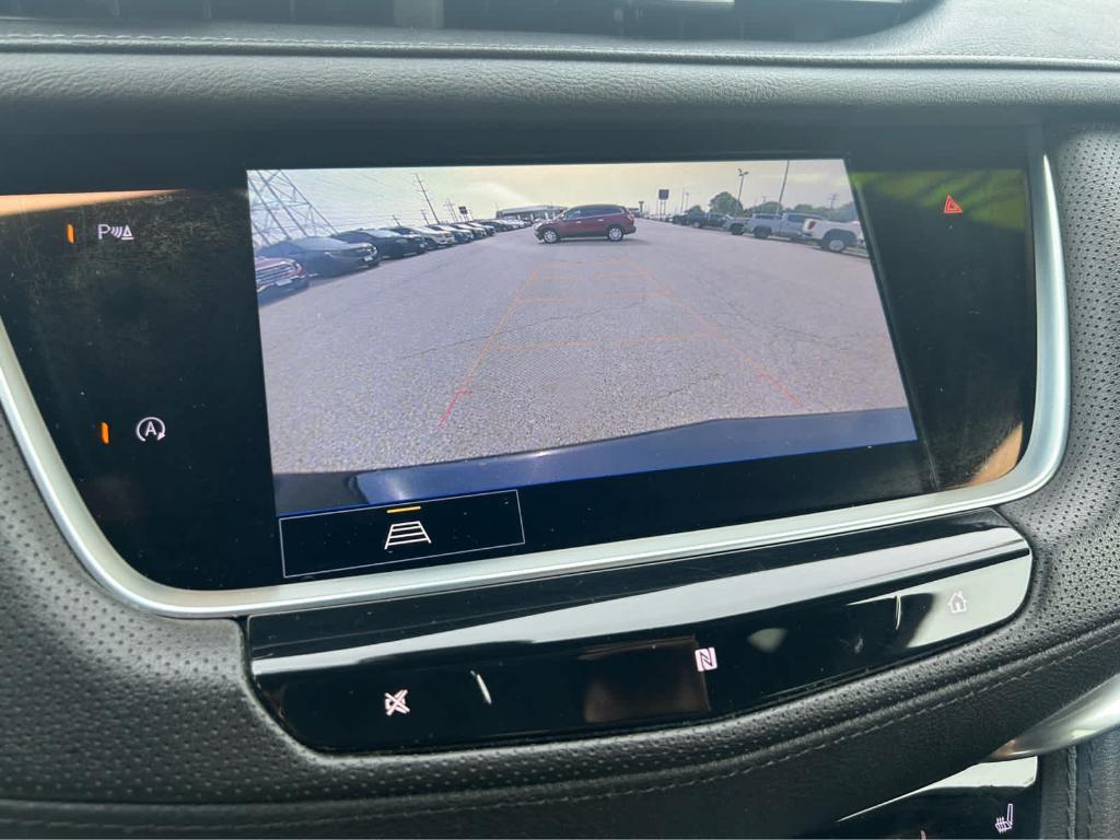 used 2021 Cadillac XT5 car, priced at $25,560